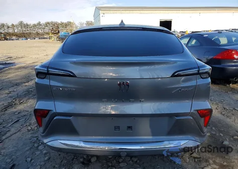 2024 Buick Envista Avenir z USA, uszkodzony, nr VIN KL47LCE28RB220192